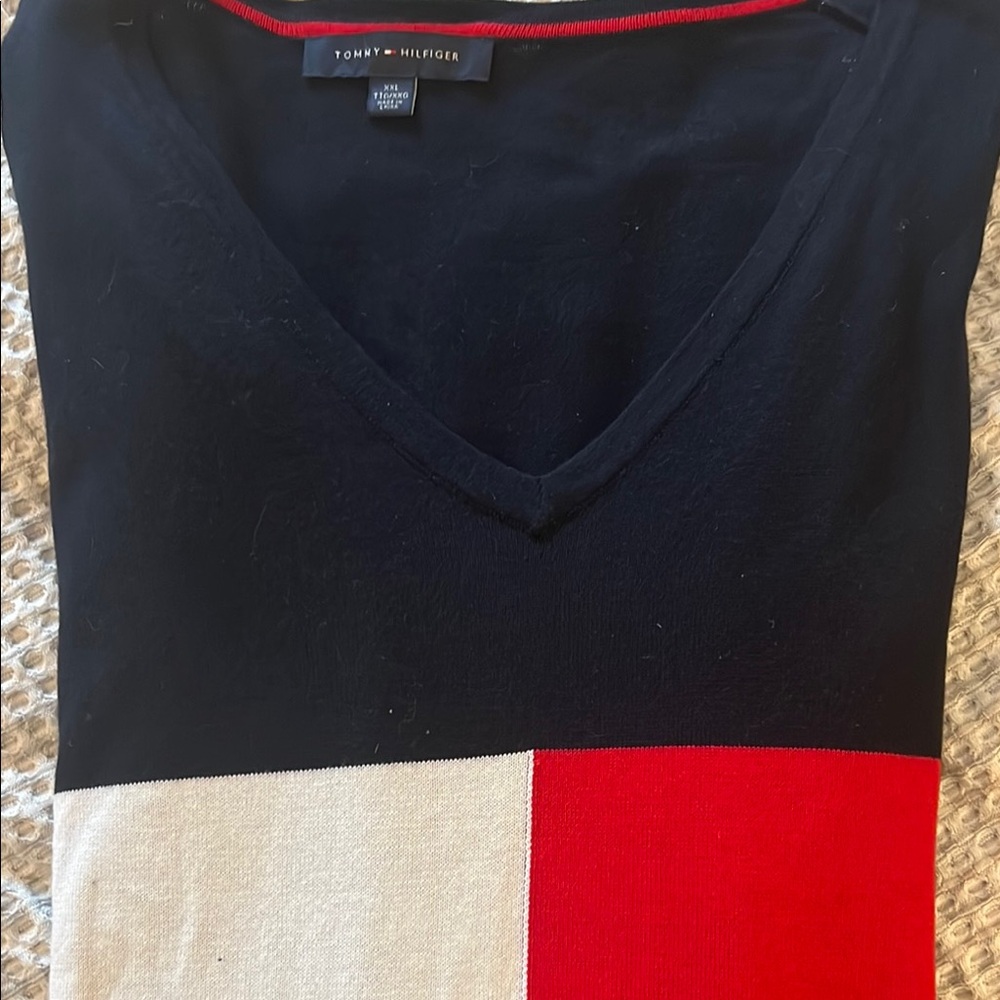 Tommy Hilfiger lightweight  Sweater